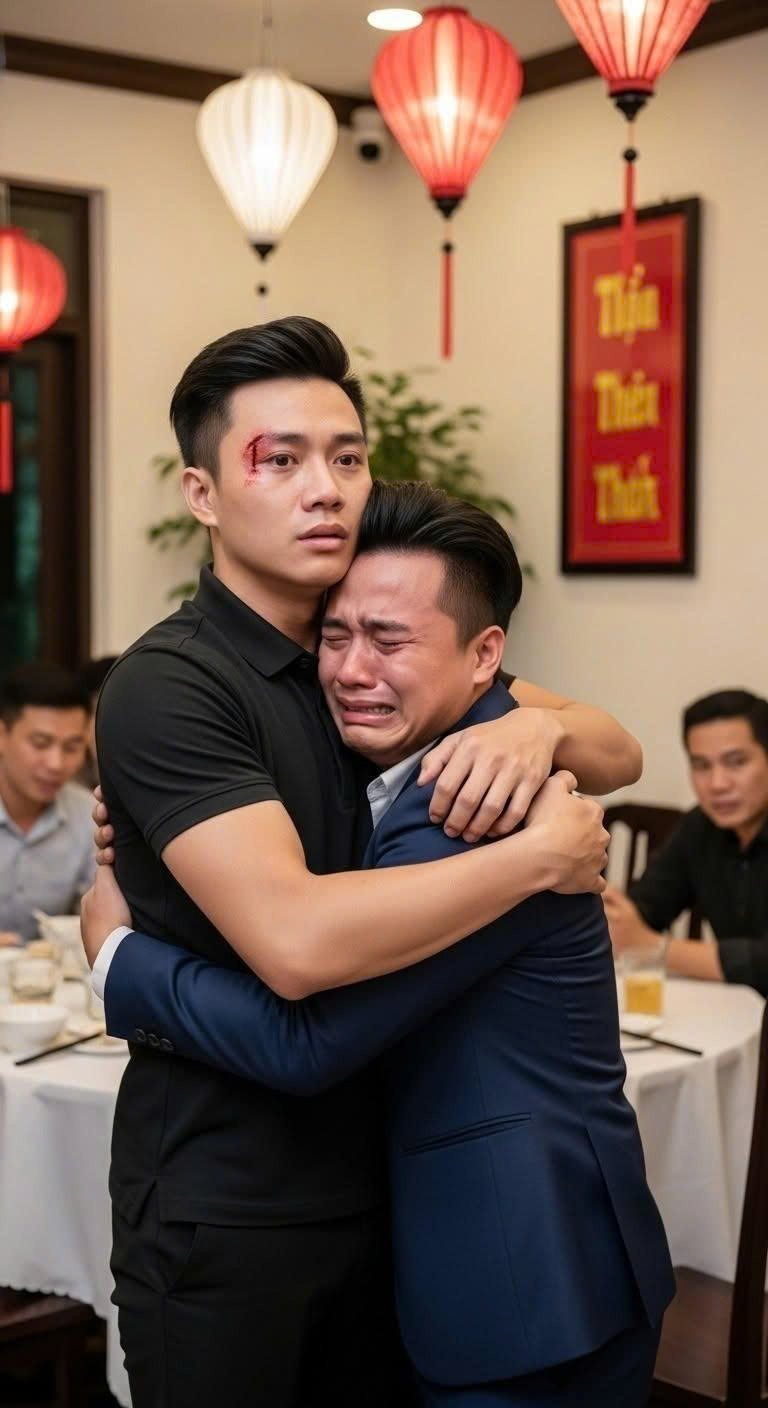 Năm 2007, em trai m/ất t/ích, bố mẹ tìm kiếm suốt 18 năm nhưng vô vọng, một lần đi công tác, anh trai nhìn thấy người phục vụ liền bật kh/óc n/ức n/ở…
